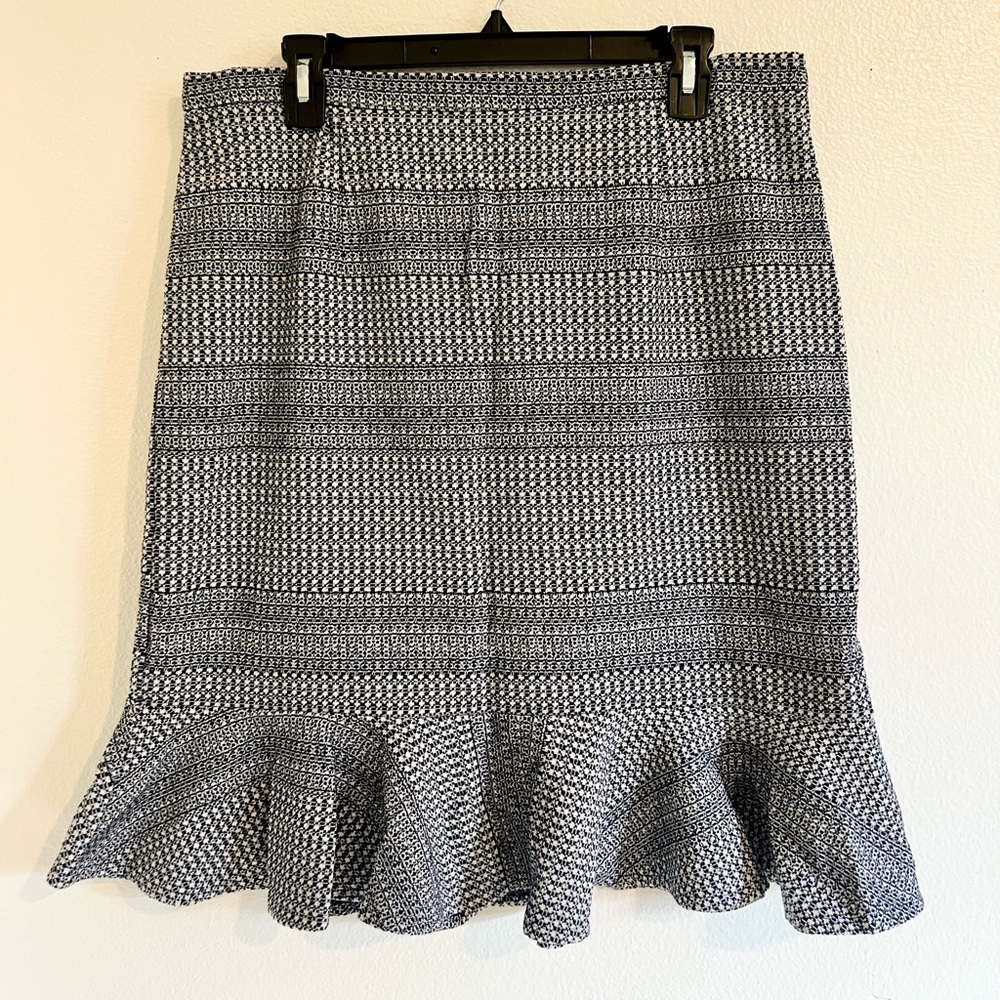 Banana Republic Blue and White Skirt